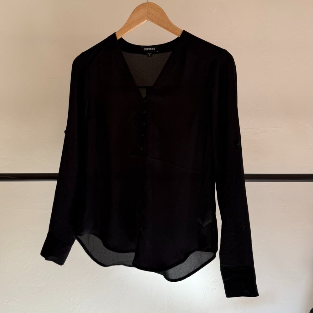 Express Black Long Roll Sleeve V Neck Front 5 Button Top XS